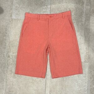 Vineyard vines golf short